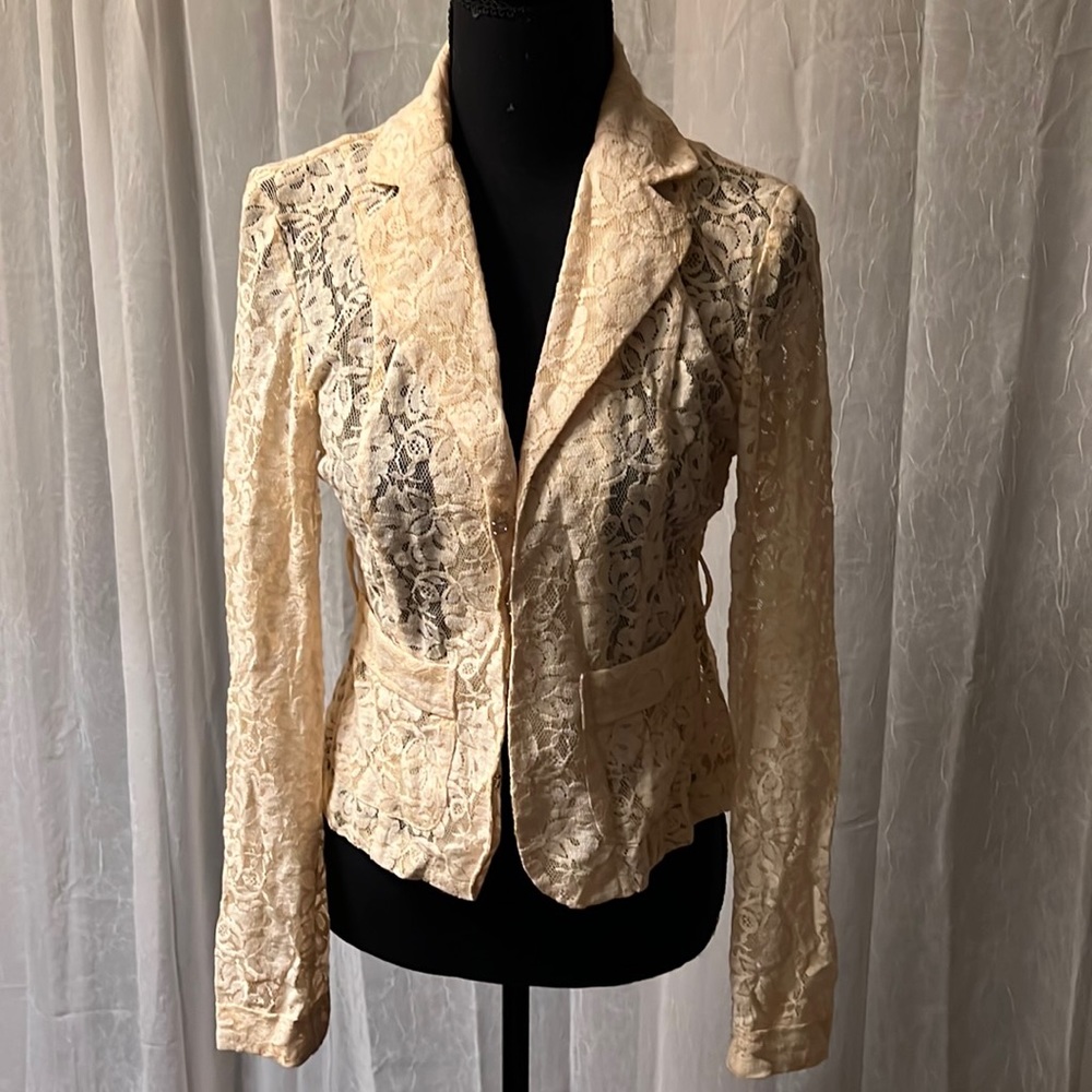 Wet seal lace shirt